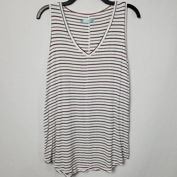 Maurices Large White Stripe Sleeveless Top - Picture 4 of 9
